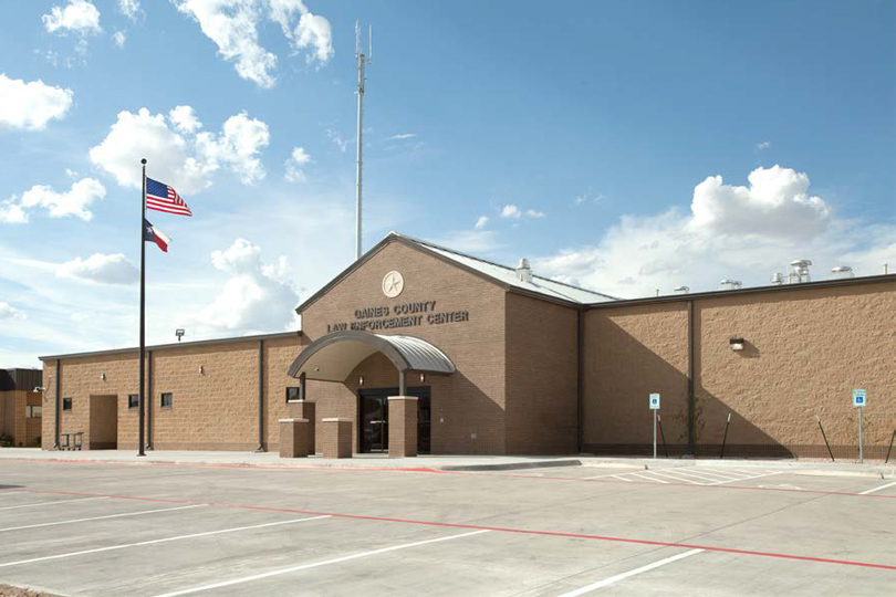 Gaines Exterior